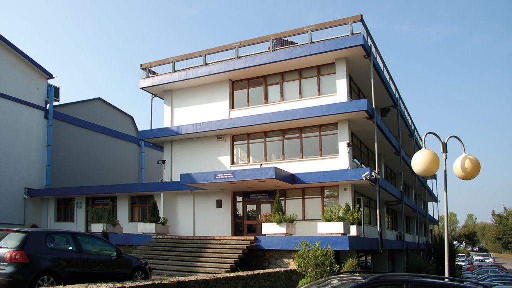 Reforma en oficinas de EAHSA